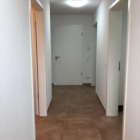 Apartment Chen, 2 Doppelzimmer , Ebk, Separater Balkon