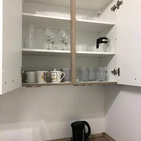 Chen, 2 Doppelzimmer , Ebk, Separater Balkon Apartment *