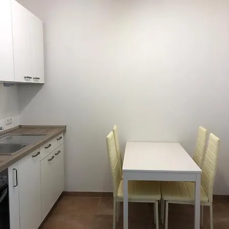 Chen, 2 Doppelzimmer , Ebk, Separater Balkon *