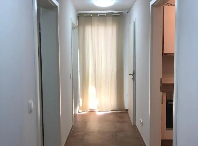 Chen, 2 Doppelzimmer , Ebk, Separater Balkon Apartamento *