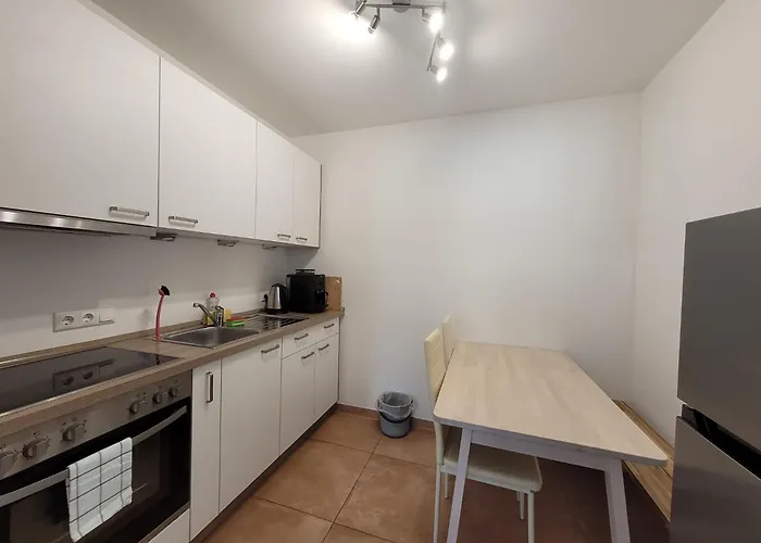 Chen, 2 Doppelzimmer , Ebk, Separater Balkon Apartamento